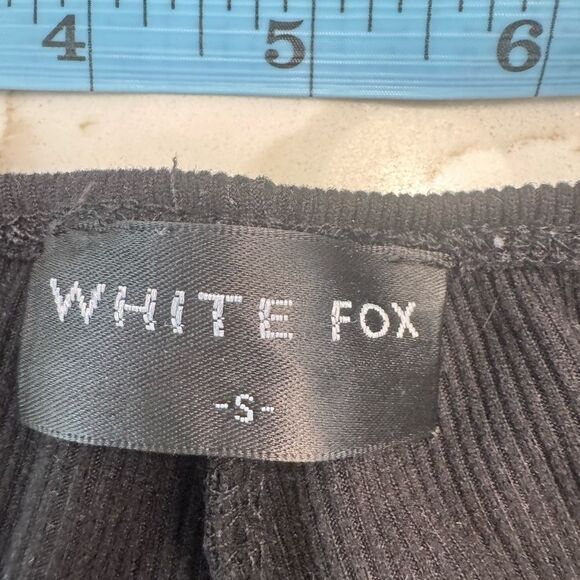 While Fox Ribbed Black stretchy Pants - Picture 4 of 5